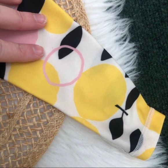 Tea Collection Lemon Rash Guard Top - Picture 5 of 8